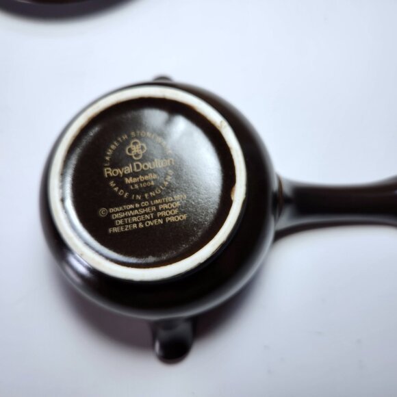 Royal Doulton Marbella Gravy Boat with Stick Handle and Underplate 2 Piece Set - Picture 4 of 10